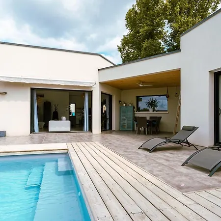 Moderne Perigueux Villa *